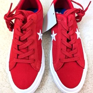 NEW Converse Sneakers Size 2 Youth
